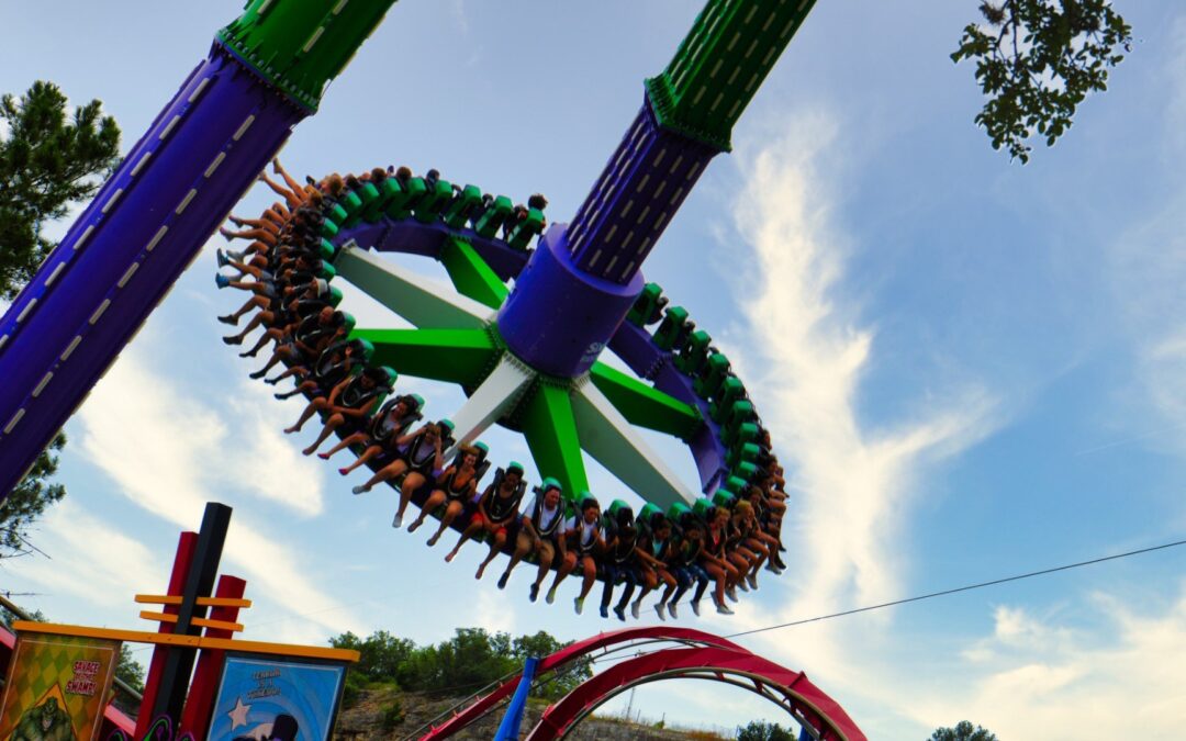 Six Flags implementa nueva política de seguridad: menores de 15 años deberán estar acompañados por un adulto después de las 5:00 p.m.